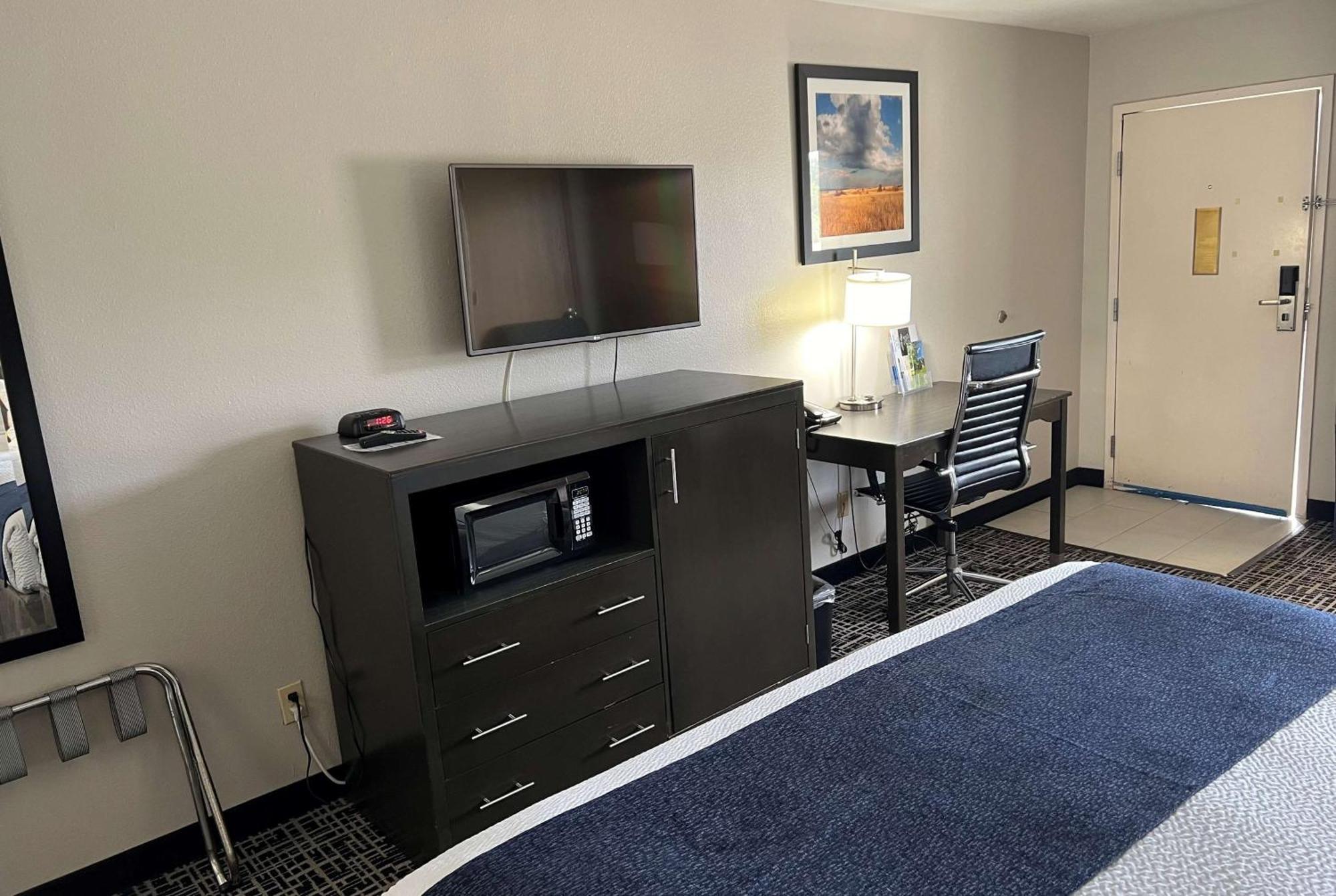 Days By Wyndham Hotel
